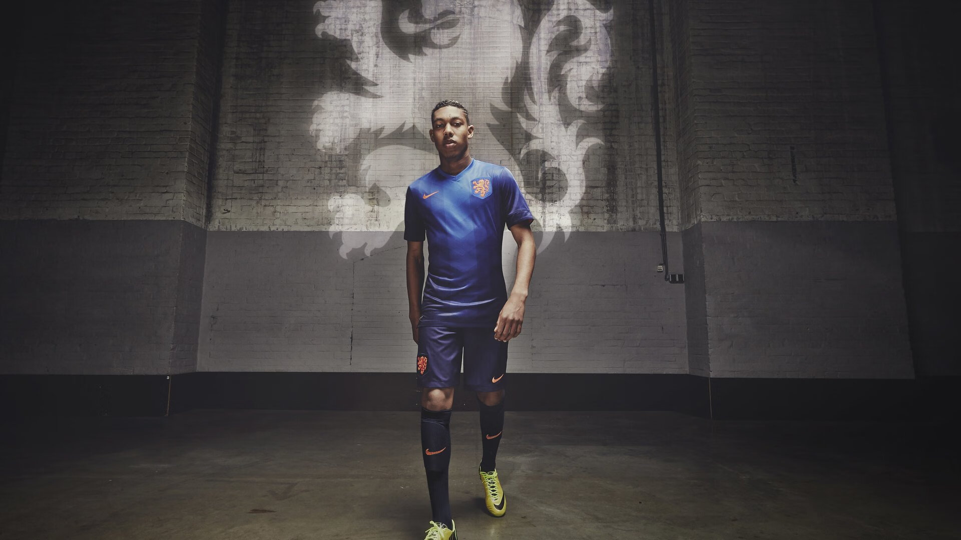 开云体育登录-努涅斯，从赫尔辛基的雪到陶瓷球场的火